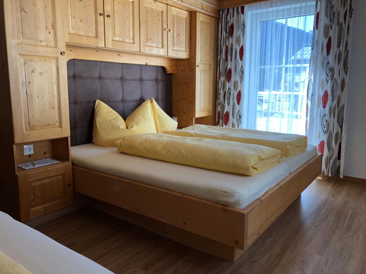 Saffretta Ferienwohnungen Ischgl Exterior foto